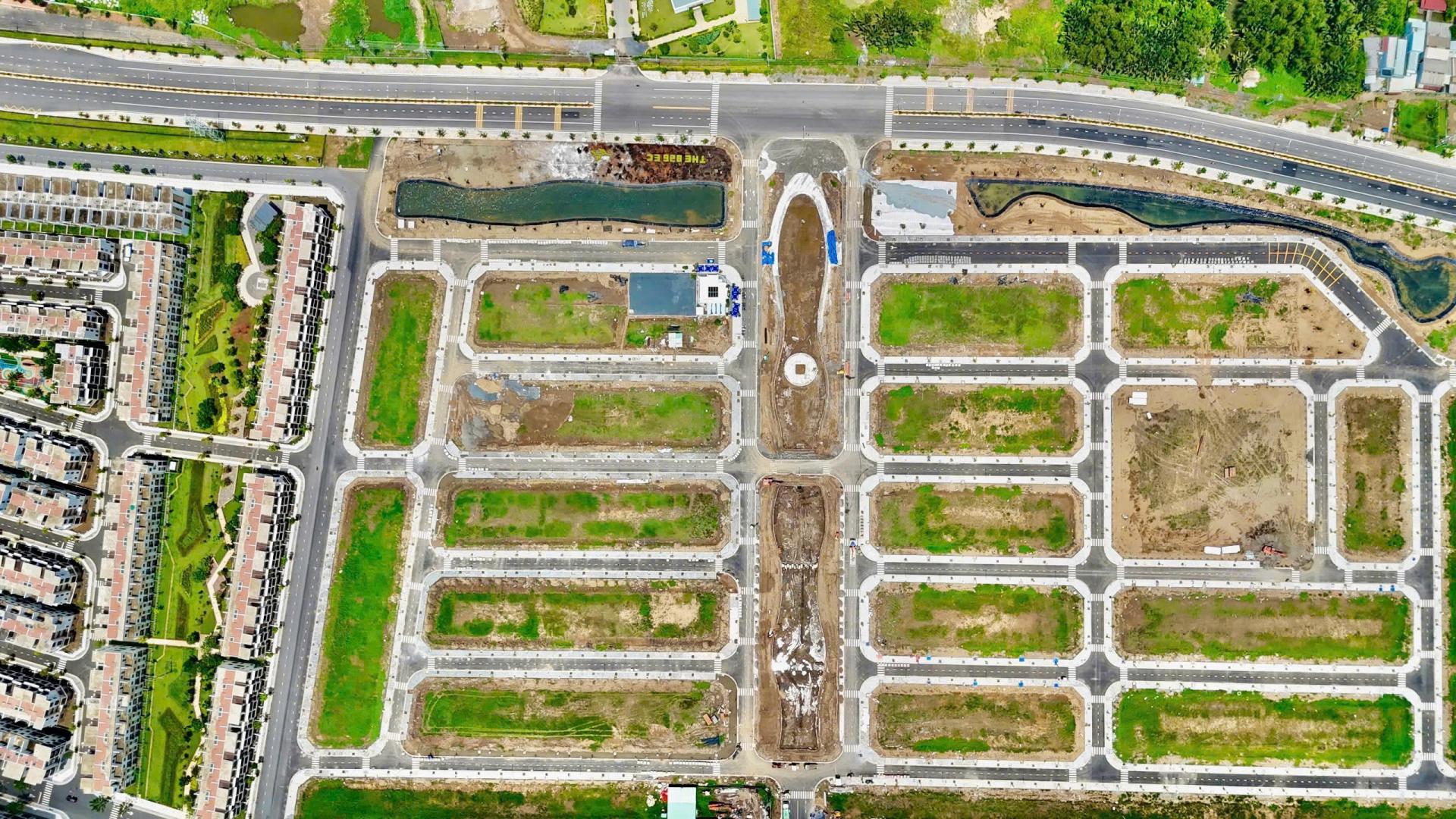 Hạ tầng hiện tại 826 EC